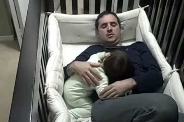 Beşikteki Babanın Dramı