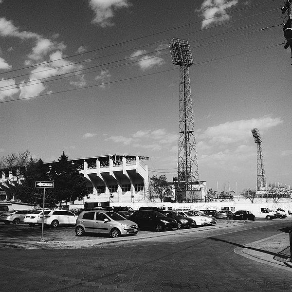 7) Atatürk Stadı'nın deplasman girişi