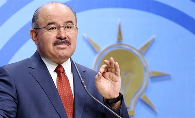 Hüseyin Çelik: 'Ne iş yaptığını bilen var mı?'