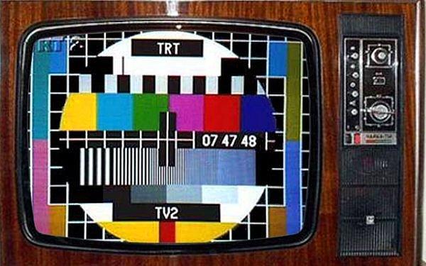 8. TRT'nin ilk renkli yayını