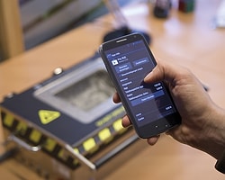 Çin Malı Bu Telefon Virüs ile Geliyor