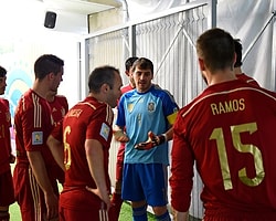 Casillas Bırakıyor mu?