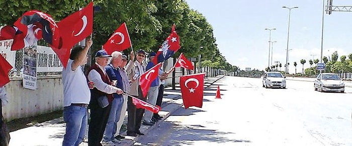 "Adalet Nöbeti"ne Klakson Desteğine 80 TL Trafik Cezası