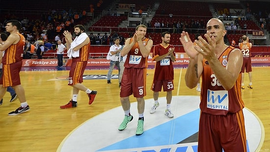 Galatasaray Maça Çıkmama Kararını Aldı