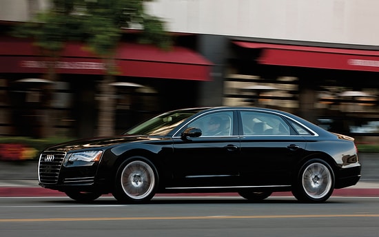 Düzce Belediyesi'ne 650 Bin TL'lik Makam Aracı