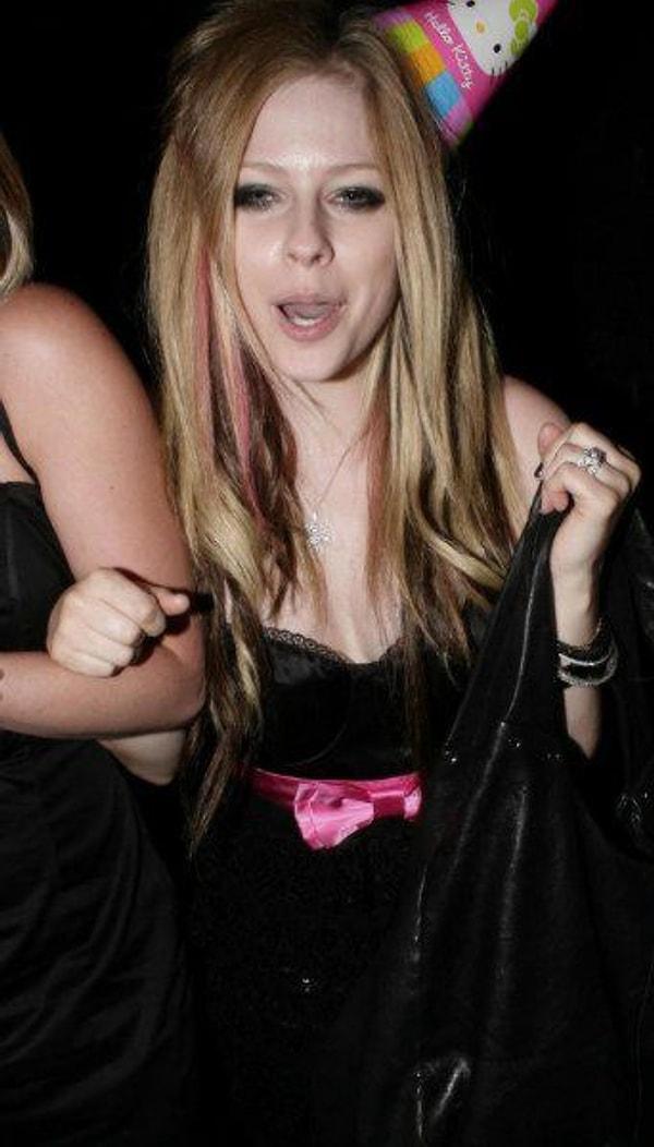 12.Avril Lavigne
