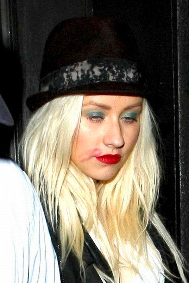 17.Christina Aguilera