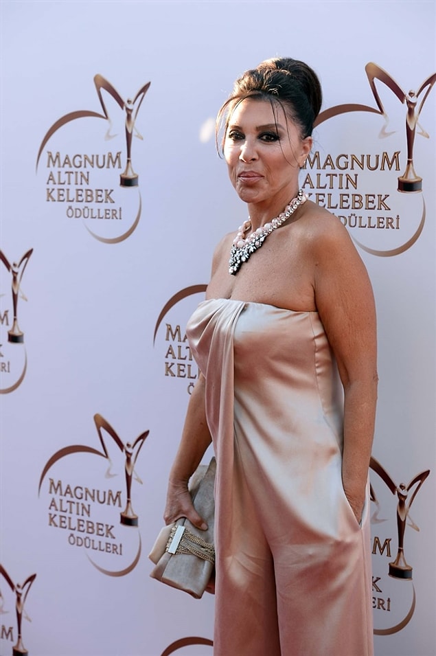 Nebahat Çehre