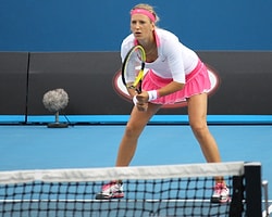 Azarenka, Wimbledon'da İkinci Tura Yükseldi