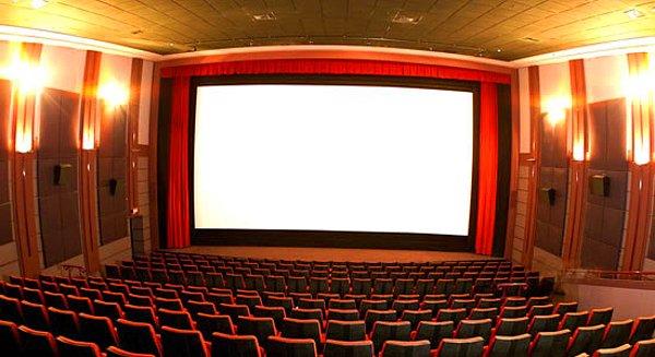 7. 'Engelli' sinema salonları