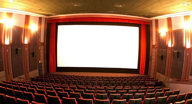 7. 'Engelli' sinema salonları