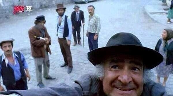 6. Türk sinemasının ilk selfie'si