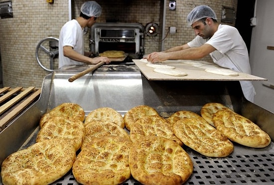 İstanbul'da Ramazan Pidesinin Fiyatı Belli Oldu