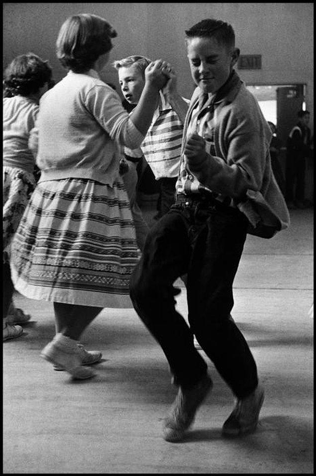 6. Dansı ile öne çıkmayı başarmış bir ergen, 1950'ler