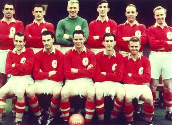 2. 1957'de Charlton Athletic, maçın tamamlanmasına 30 dakika kala 5-1 geride olduğu karşılaşmayı 7-6 kazandı.