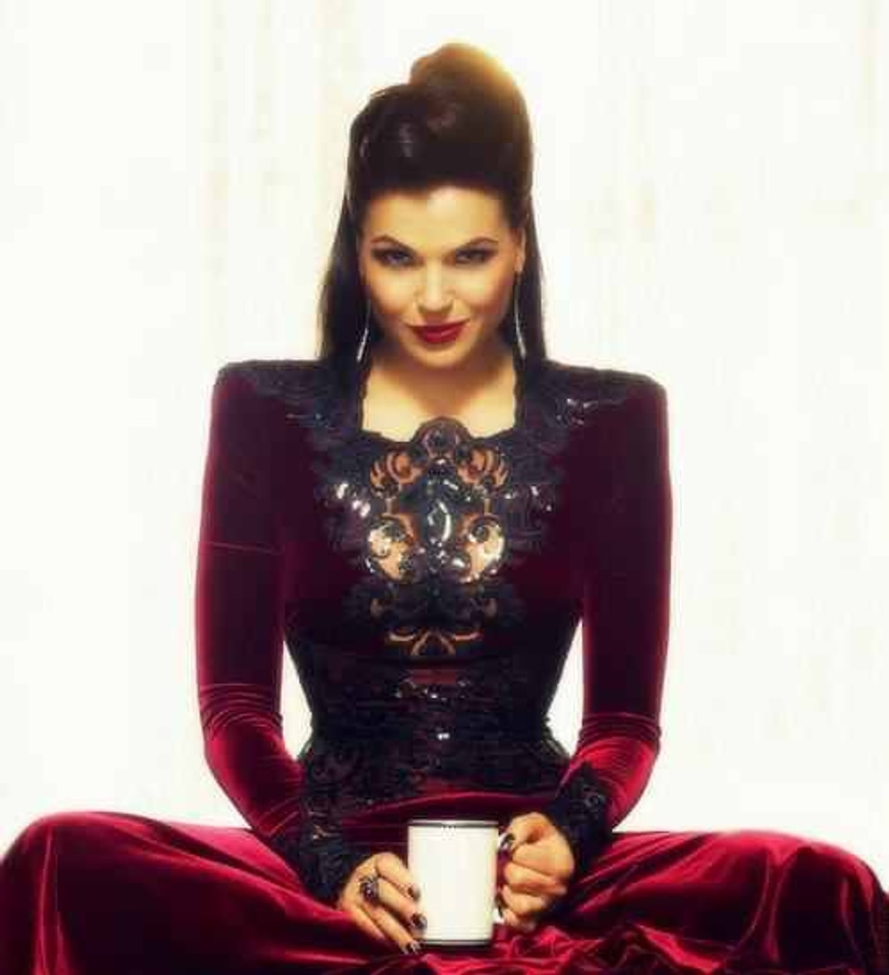 Regina Mills'in Muhteşem Olduğunun 12 Kanıtı