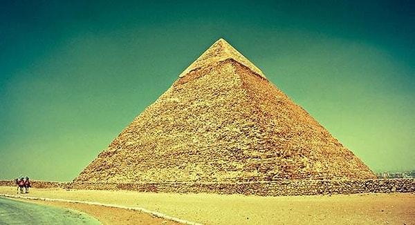 31) Mısır'da güneşin Ramses'in üstüne doğduğunu görün