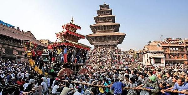 47) Nepal yeni yıl kutlaması Bisket Jatra'ya gidin