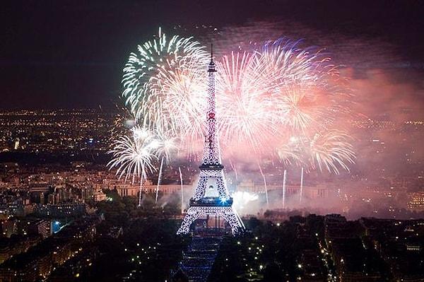 48) Fransa'nın Bağımsızlık Günü 'Bastille'e katılın