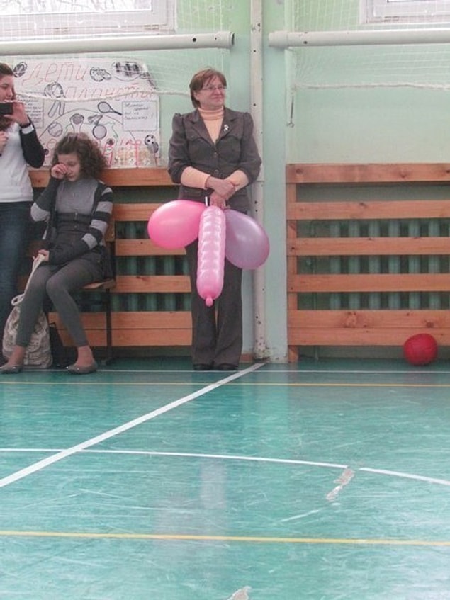 3. Teyzenin tuttuğu bir balonda.