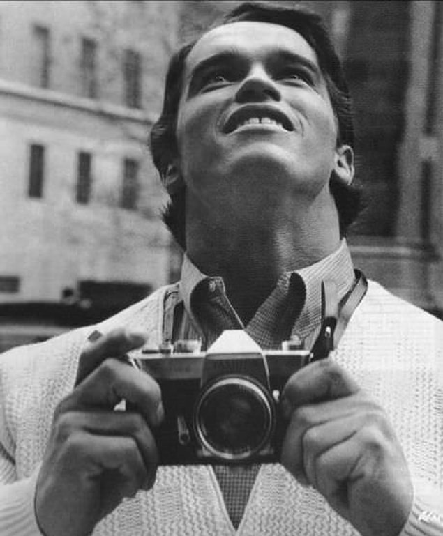 2. Arnold Schwarzenegger New York'a ilk geldiğinde...
