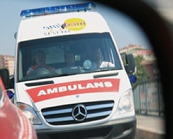 Ambulans acelesi olanlara hizmet verir!