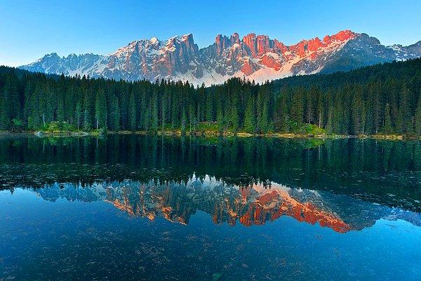 16. Carezza Gölü, İtalya