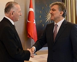 İhsanoğlu'ndan 'Gül ile Ne Konuştunuz?' Sorusuna 'O Kadarını da Söylemeyeyim' Yanıtı