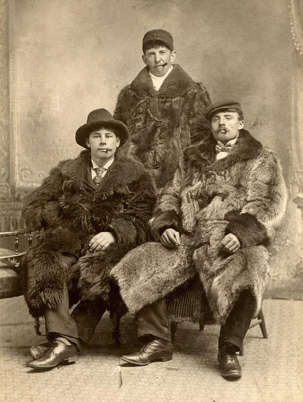 19. 1900'lerin başında bir aile fotoğrafı