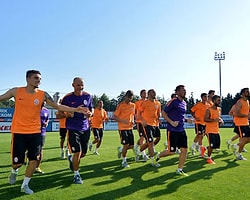 Galatasaray Sahaya İndi!