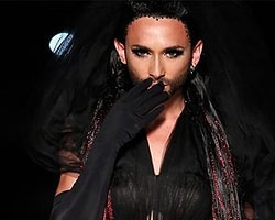 Sakallı Kadın Artık Moda Fenomeni!