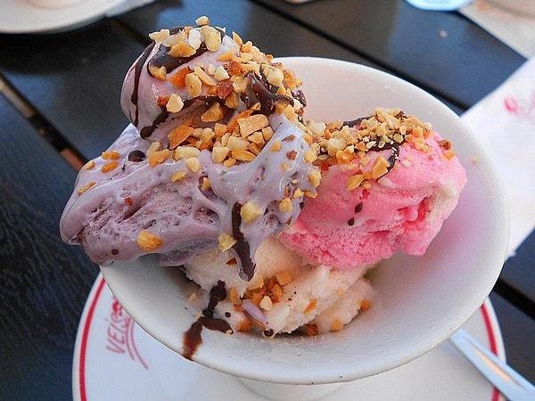 16. Şarköy'de ünü Şarköy'ü aşan dondurma; Veis