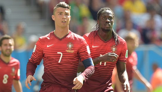 Ronaldo Filistinli Çocukları Yine Unutmadı