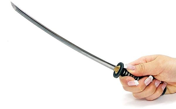 19. Samuray kılıcı