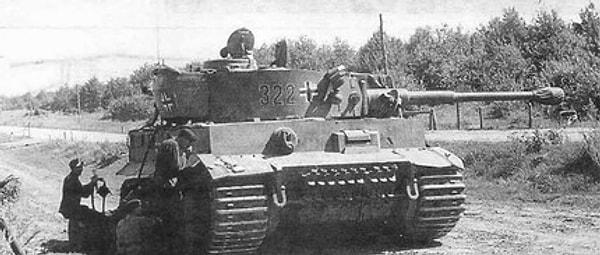 Panzerkampfwagen VI ( Tiger ) - Kullanıldığı dönem: 1942-1945