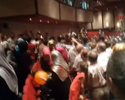 Yiğit Bulut'un Konferansında Protestoculara Dayak