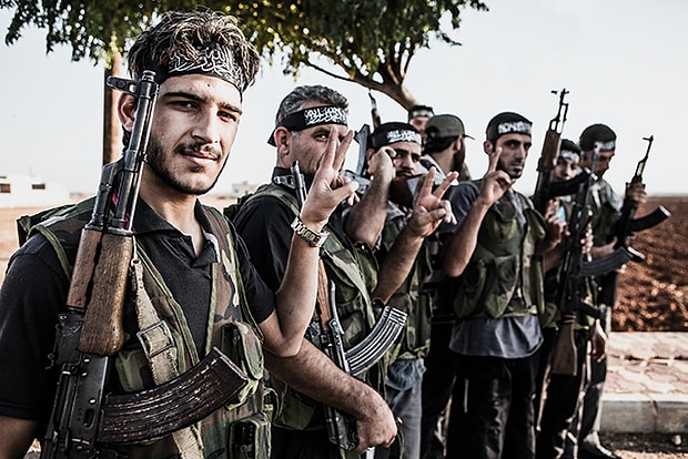 Türkiye Esed rejimine karşı güçleri desteklemeli
