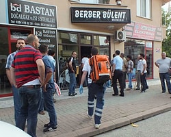 Berberde Traş Olurken Eski Berberi Tarafından Vuruldu!
