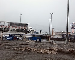 Üsküdar Meydanı Yine Sular Altında Kaldı