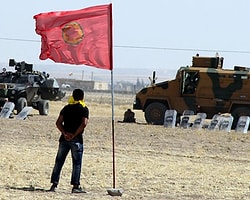 Sınıra PKK Flaması Astılar