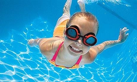 5 Farklı Milletin Çocuklara Yüzme Öğretme Yöntemleri