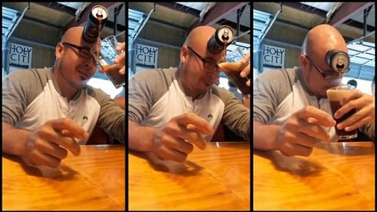 Elini Kullanmadan İçeceği Bardağa Koymak