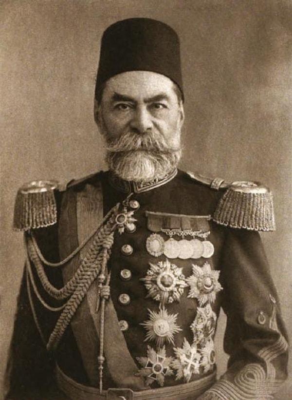 11. Pasha - Paşa