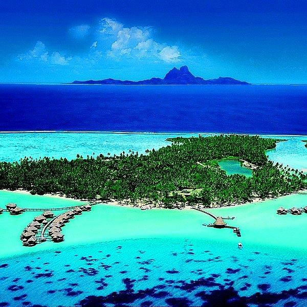 4. Bora Bora, Leeward Adaları, Güney Pasifik Fransız Polinezyası