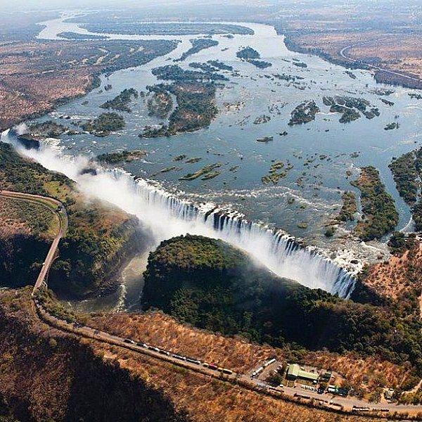 49. Victoria Şelalesi,  Zambezi Nehri, Güney Afrika