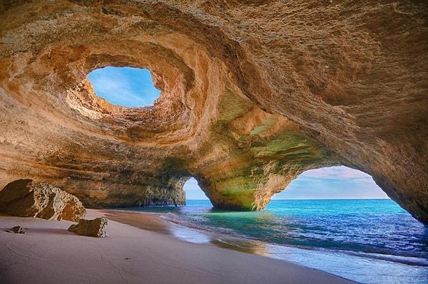 20. Benagil Cave, Portekiz