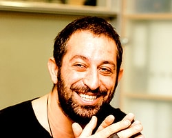 Cem Yılmaz'dan Arınç'a Kahkaha Göndermesi