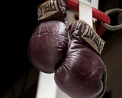 Muhammed Ali'nin Eldivenleri Satıldı