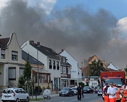 Almanya'da Uçak Düştü: 2 Ölü