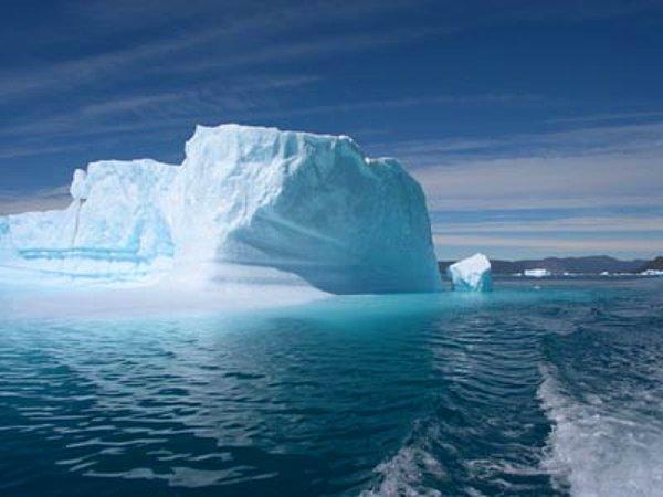 12. Antarktika'daki toplam buz miktarı, Atlas Okyanusu'ndaki su miktarına eşittir.